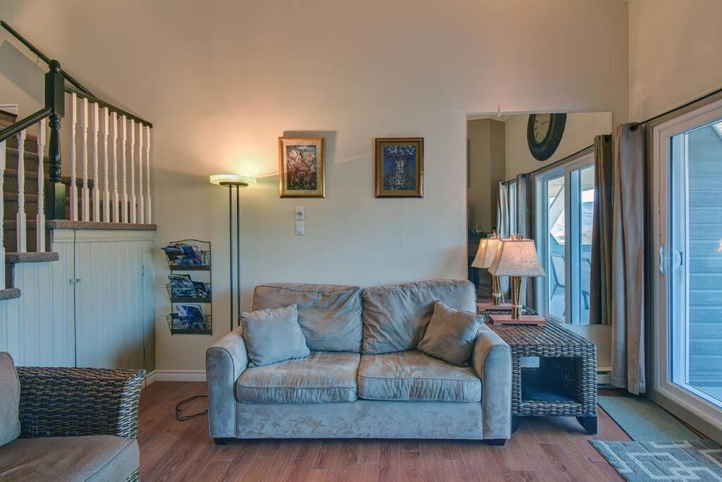 Charming Tremblant 1 Bedroom With Pool And Hot Tub Mont-Tremblant Exterior foto